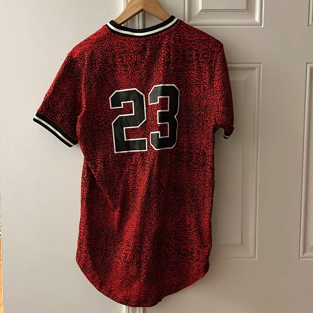 Chicago tee - Picture 2 of 3